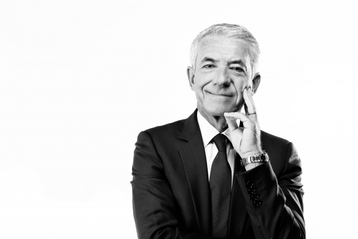 Aurélien Audy - Photographe Lyon Villeurbanne - portrait collaborateur communication site web studio