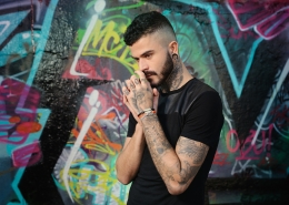 Photographe Lyon - Aurélien Audy - shooting outdoor bracelets mannequin illustration mode publicitaire