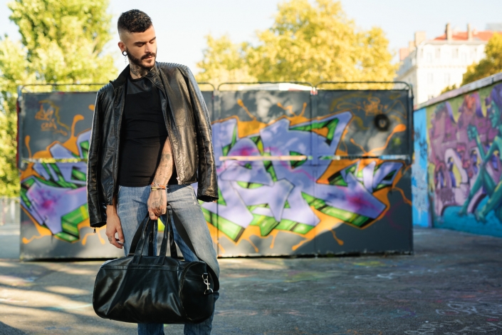 Photographe Lyon – Aurélien Audy – shooting outdoor bracelets mannequin illustration mode Photographe Lyon - Aurélien Audy - shooting outdoor bracelets mannequin illustration mode publicitaire