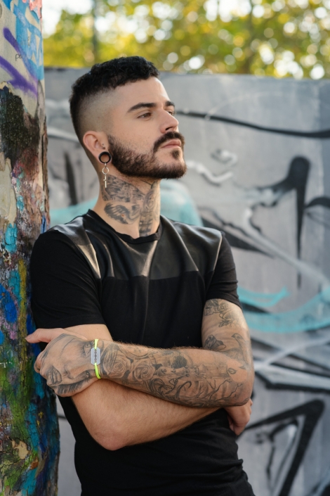 Photographe Lyon – Aurélien Audy – shooting outdoor bracelets mannequin illustration mode Photographe Lyon - Aurélien Audy - shooting outdoor bracelets mannequin illustration mode publicitaire