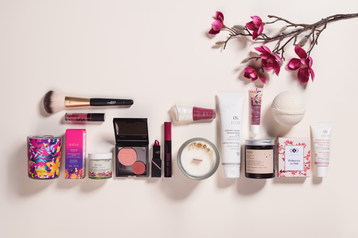 Aurélien AUDY Photographe Lyon - packshot vue top ambiance cosmétiques packshot vue top ambiance cosmétiques