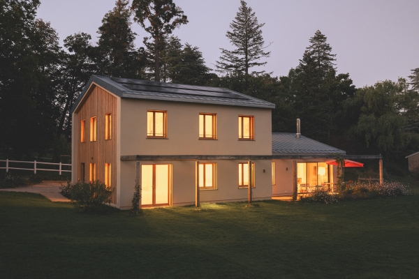 mylight150-shooting_exté-maison_équipée-19092024-415-Modifier-Web mylight150 shooting exte maison equipee 19092024 415 Modifier Web